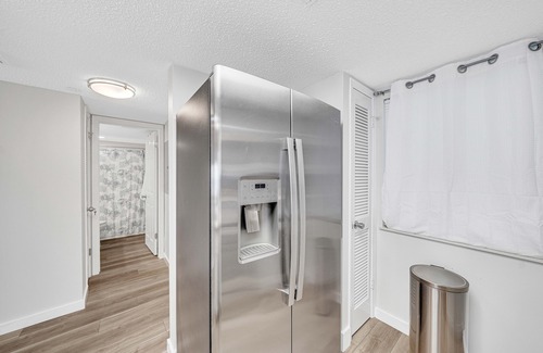 Lower Grand Lagoon Condo | 1BR 2BA With Beach Chairs @ The Commodore on the East End of PCB!