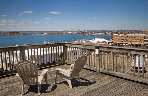 Yachting Village Condo | 1br+ Condo Vacation w/Harbor & City Fun!