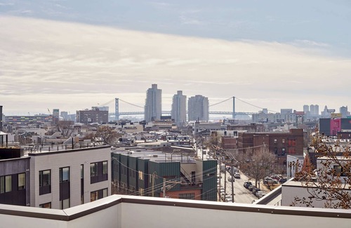 Fishtown Apartment | 1BR Cozy Art-filled Home