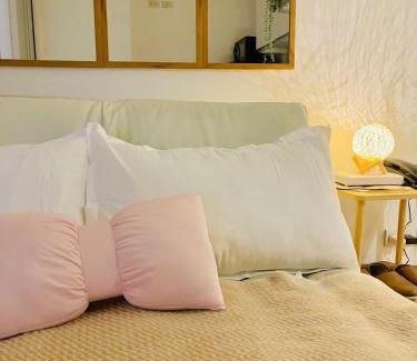 Luzon Apartment | 1BR GF - Beach pool, Netflix, PS4 , Wifi
