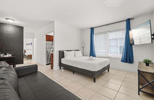 North Beach Apartment | 1BR Miami Beach Stylish Getaway