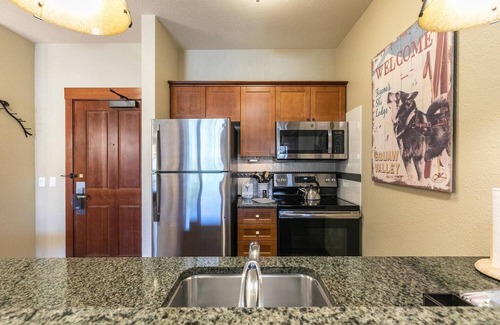 Olympic Valley Condo | 1BR Premier+ | Mtn' View Village at Palisades Tahoe