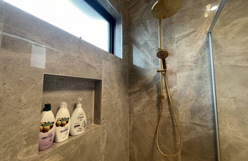Stromlo Apartment | 1BR Studio with Wi-Fi & Parking