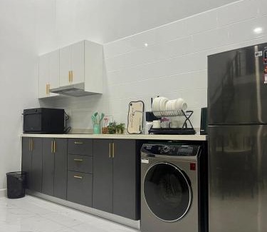 Taman Midah Apartment | 1KLCC View Big TV&sofa KAROKE 3 Bed Room 4 Bed kids play area 9 pax