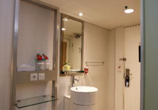 Kelapa Gading Barat Hotel | 1O1 URBAN Jakarta Kelapa Gading