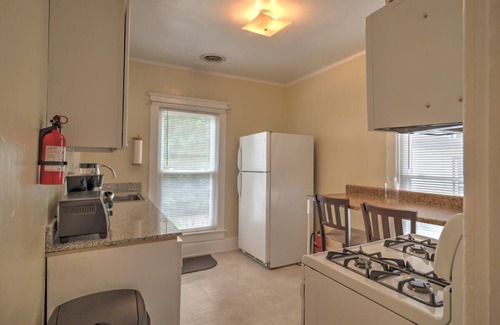 Oneonta Apartment | 1st Base Apt 2 - All Star Baseball Rentals