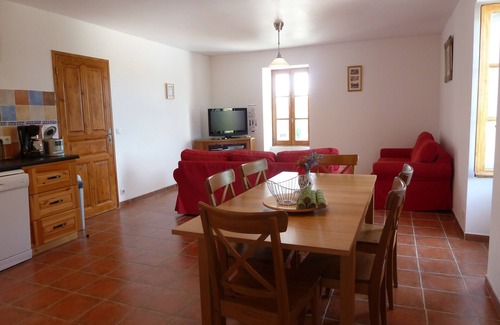 Canaules-et-Argentieres Apartment | 1st Floor apartment in19th century village house - shared pool , WiFi & Sat TV