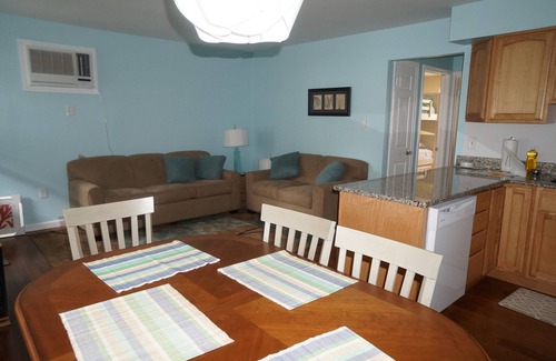 Sea Isle City Condo | 1st Floor 2 Bedroom 1 Bath Condo in the Heart of Sea Isle