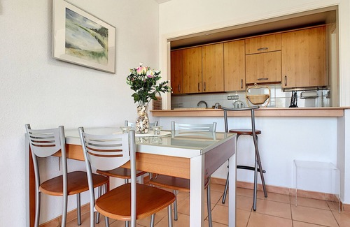 Playa Honda Apartment | 1st floor apartment, front line complex, sea view