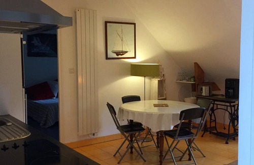 Arradon Apartment | 1st floor apartment, garden, 200 m from the sea, private parking, 2 bedrooms, 2 bathrooms, wifi