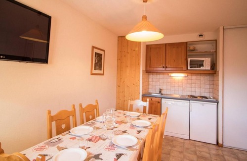 Aussois Apartment | 1st floor, balcony, tv, ski locker, 40m², Aussois