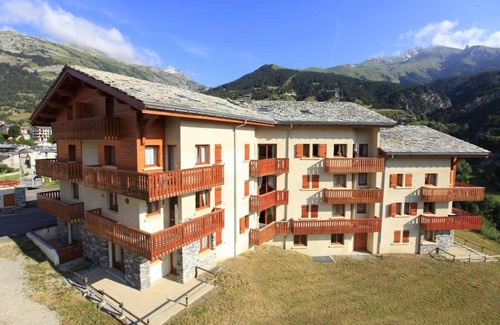 Aussois Apartment | 1st floor, balcony, tv, ski locker, 40m², Aussois