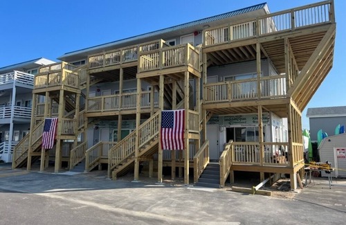 Midtown Ocean City Condo | 1st Floor Bayfront 1 bedroom Updated Condo with pool overlooking the bay!