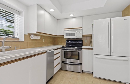 Longboat Key Condo | 1st Floor Beachfront Luxury–Ocean Views Included Club Longboat #516 by RVA