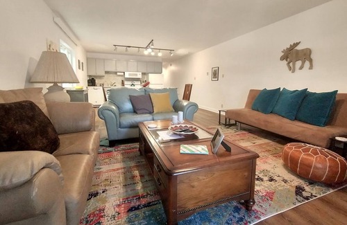Angel Fire Condo | 1st Floor Condo Near Lifts. Sleeps 8. Updated!
