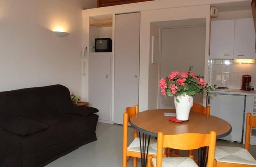 Aulus-les-Bains Apartment | 1st floor, fitness, swimming pool, parking, tv, 53m², Guzet