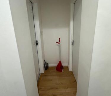 Downham Apartment | 1st Studio Flat With full Private Toilet And Shower With its Own Kitchenette in Keedonwood Road Bromley A Fully Equipped Independent Studio Flat