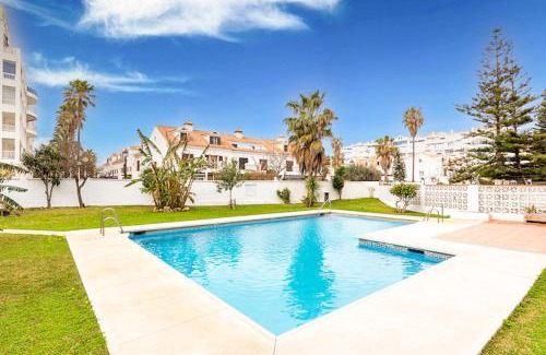 Fuengirola Apartment | 1ste line sunset beach apartment Fuengirola