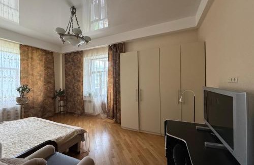 Petrovskoye Apartment | 2-х квартира поруч з Сумською, госпіталь, парк Центральний