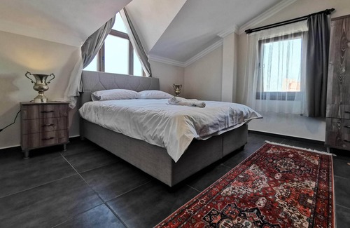 Datca City Center House | 2+1 apartment in the center of Datça with sea view. 4 minutes to beach