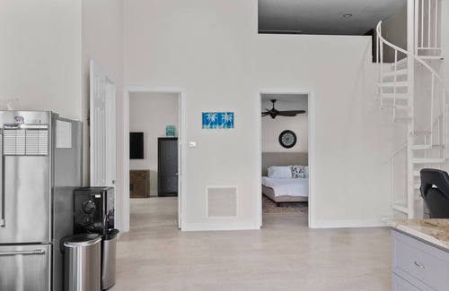 Indian River Estates House | 2/1 with Loft Riverside Retreat for Remote Workers- Pet Friendly in Fort Pierce