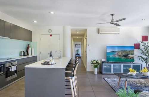 Evans Head Apartment | 2-18 Oak Street - Evans River Modern Apartment