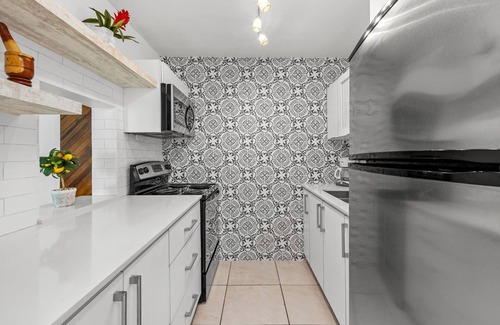 Isla Verde Apartment | 2/2 AT ESJ TOWERS,OCEAN VIEW JUST REMODELED AND GORGEOUS! TOP LOCATION