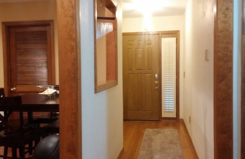 Southside Condo | 2/2 Beautiful & Centrally Located