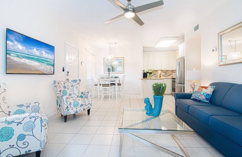 Jupiter Villa | 2/2 Luxury Resort Villa Jupiter Bay near beach
