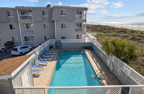 North Myrtle Beach Condo | 2/2 Ocean View in Cherry Grove w/ Pool