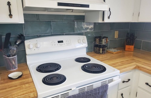 Port Charlotte Condo | 2/2 Spacious Condo 15 min away from Gulf Coast Beaches