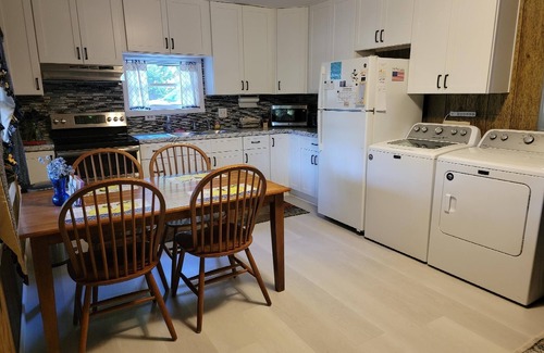 Martin House | 2-209C - Coopers Cozy Cabin ^ Lake Hartwell ^ WIFI ^ Pets Welcome