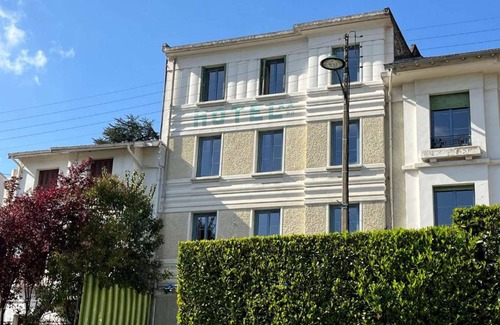 Lourdes Apartment | 2-3 Charming studio near town center and train station