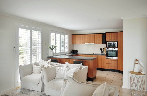 Harrington House | 2/39 Beach Street, Harrington - Sit back and relax at Castaway 2