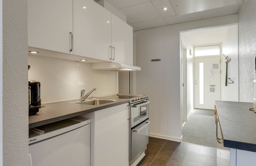 Hirtshals Apartment | 2-4-person apartment in the holiday park Landal Fyrklit