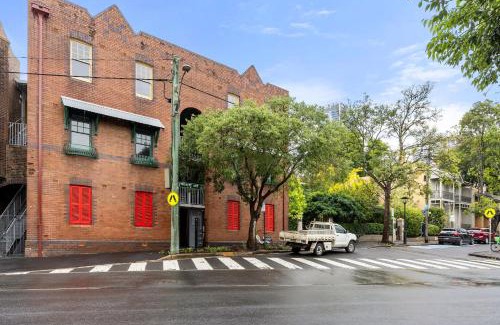 Dawes Point Apartment | 2-4 Trinity Avenue