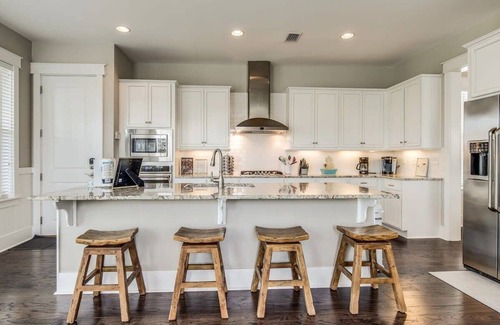 Santa Rosa Beach House | 2,515 Sq Ft! Walk to 2 Pools and Jacuzzi! 6 Bikes! Nature Trail to Beach Nearby!