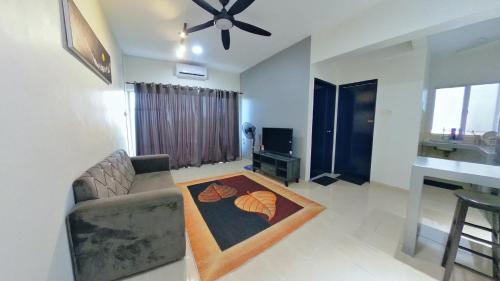 Taman Haji Zainal Apartment | 2-5pax Sunshine BeachFront, Wifi, 50"TV, FREE PARKING & POOL