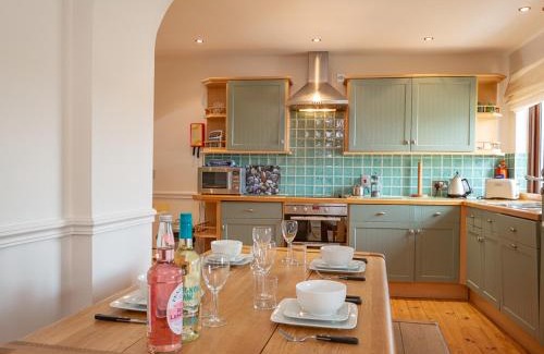 Hope-Cove House | 2 Armada House
