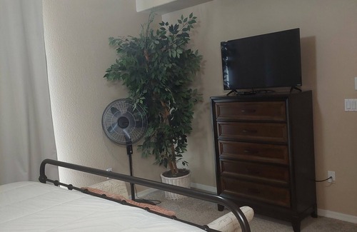 Superstition Lakes Condo | 2 bd/2ba Condo with enchanting Lake Views, Golf, Pool and Sunsets galore....