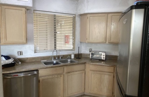 Encanto Condo | 2 Bd/2Ba in Central Phx with a private patio, 2 pools, 2 hot tubs gated complex!