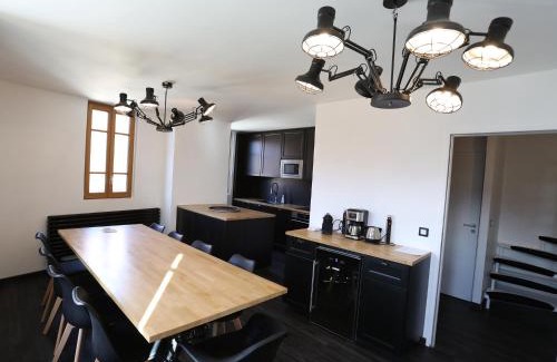 Annecy Old Town Apartment | 2 bd apartment with sauna in the center of Annecy