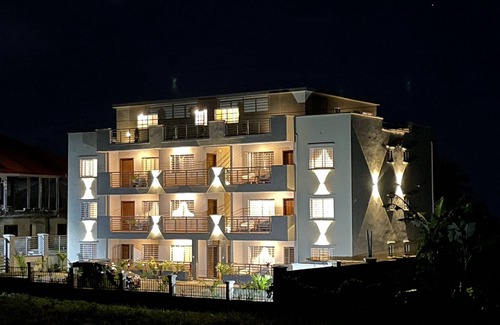 Buea House | 2 BDR Apartment with View Buea