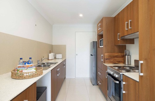 Rocklea Apartment | 2 Bdr Apt! Garage! Clean! GST Credits! 316D2