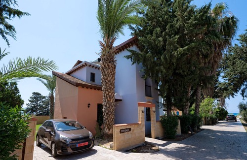 Polis Villa | 2 bdr Villa With Private Pool, on the Beach