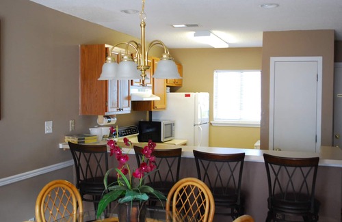 Orange Beach Condo | 2 Bdrm./2 Bath Ocean-Side-10% discounts for Summer Rates-Now booking for Fall!