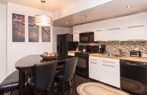 Snowshoe Condo | 2 Bdrm Condo, No Cleaning Fee, A/C, Pool/Hot Tub