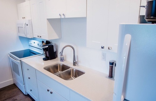 Sarnia Apartment | 2 BDRM Downtown Sarnia Executive Suite