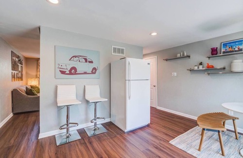Rosedale Apartment | 2 Bdrm Near KU Hospital | 30
