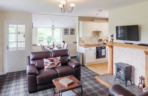 Saint John's Town of Dalry Cottage | 2 bedroom accommodation in Bardennoch West, near Carsphairn